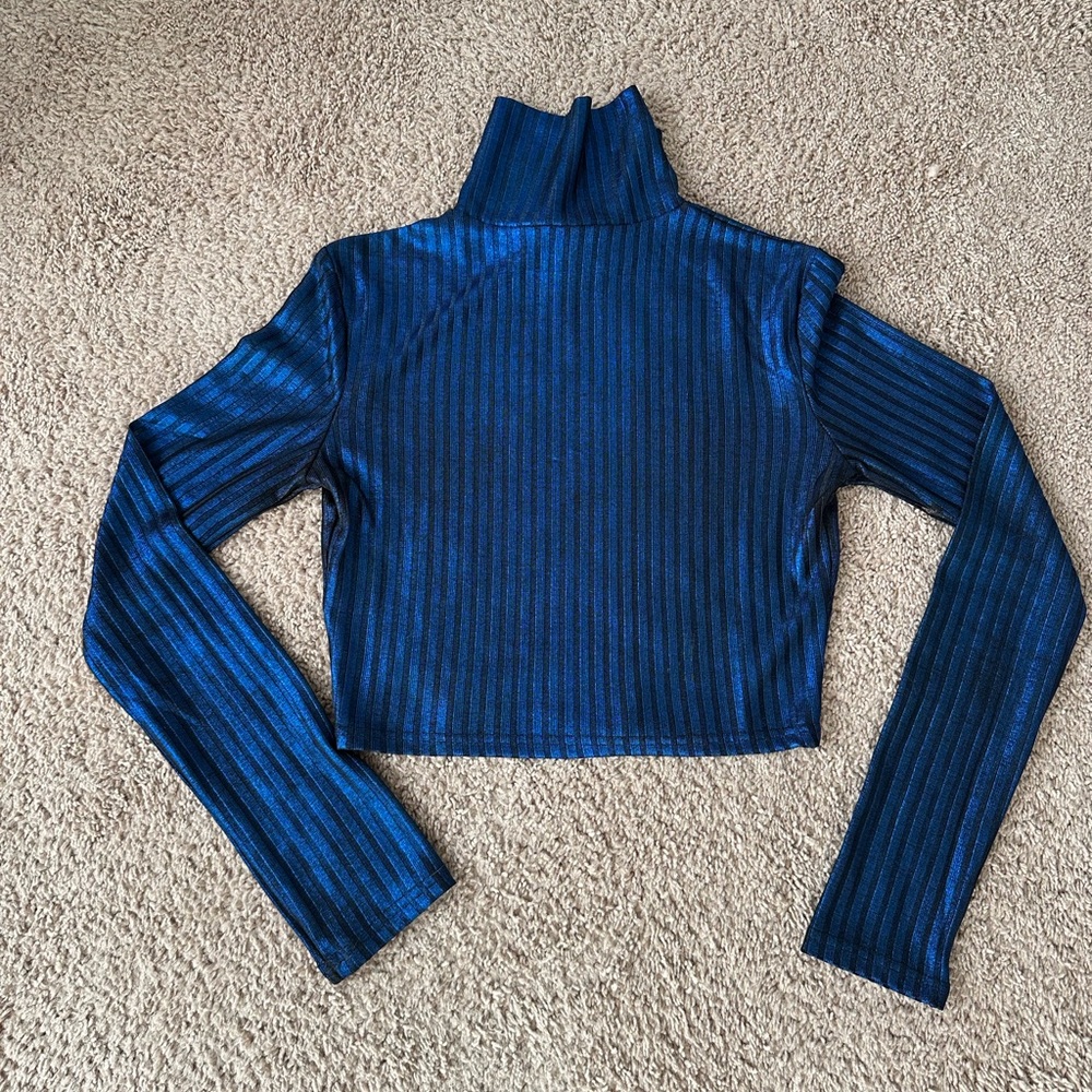 Superdown Blue Ribbed Turtleneck Top - Picture 3 of 3